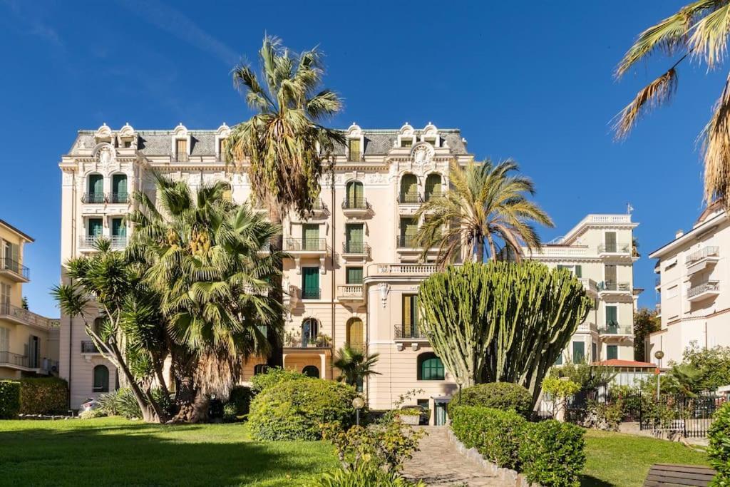 Апартаменти La Casa Di Anna, In Palazzina Liberty Fronte Parco Бордігера Екстер'єр фото